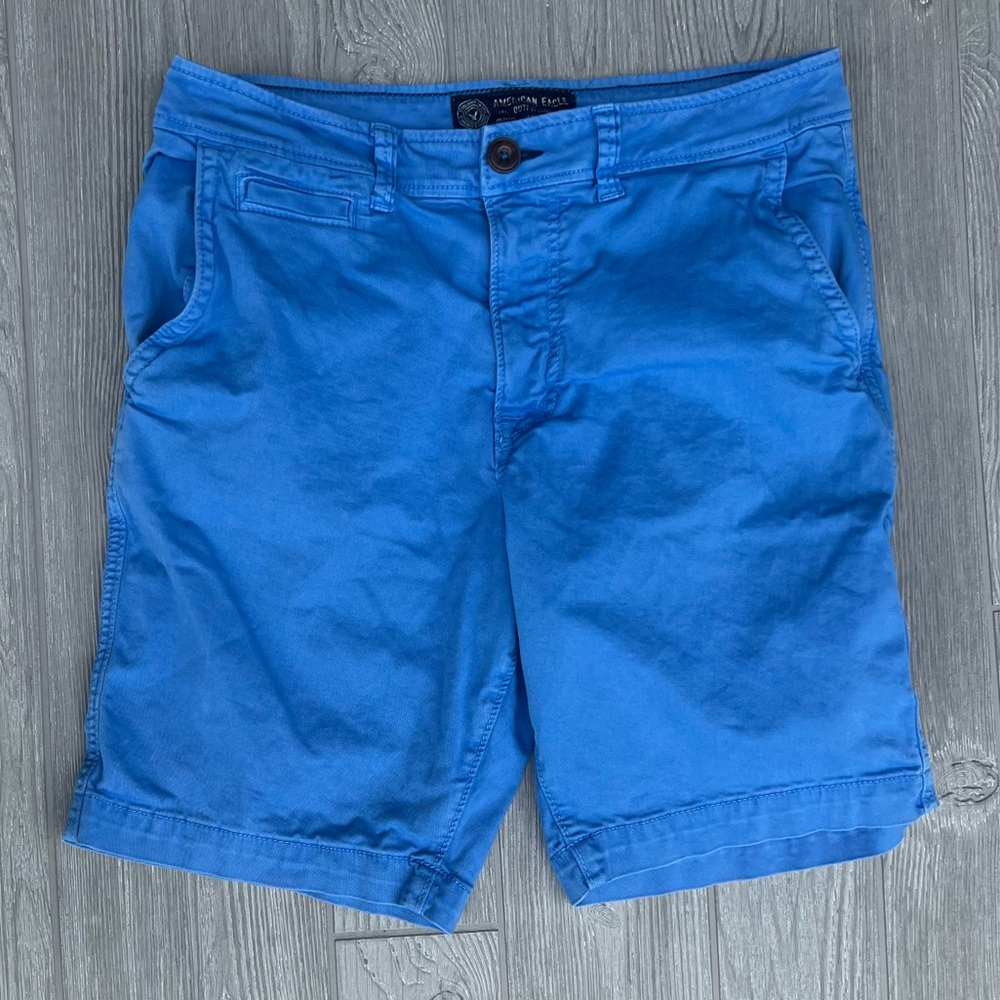 America Eagle Vibrant Blue Active Flex Classic Shorts 9” Inseam Size 31